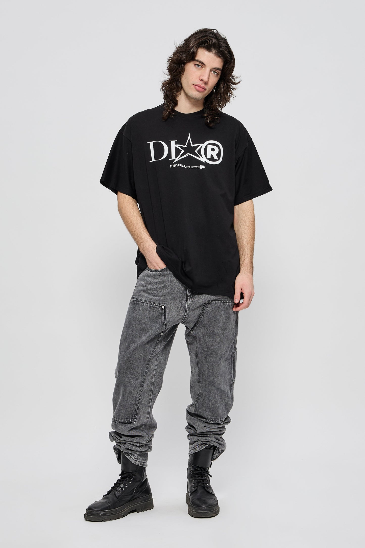 Di0r black tee